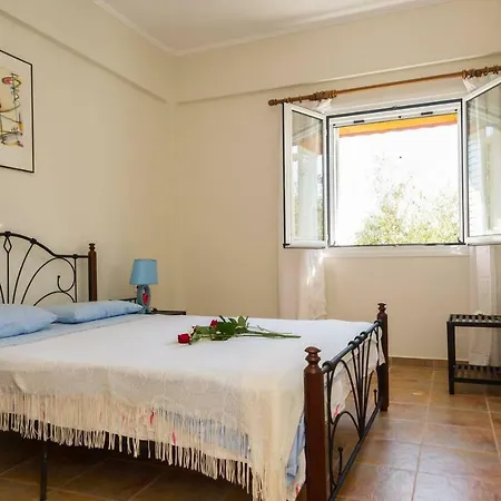 Saidona, Holidays In The Heart Of Mani * Saidona